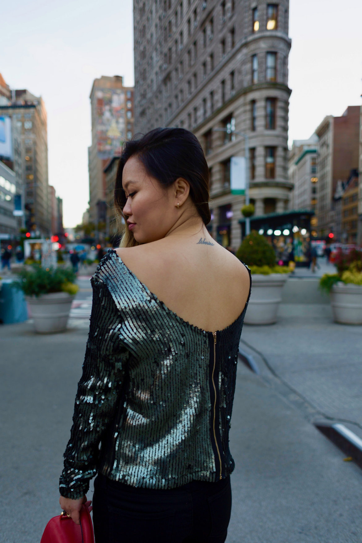 37993604214 7475750768 k