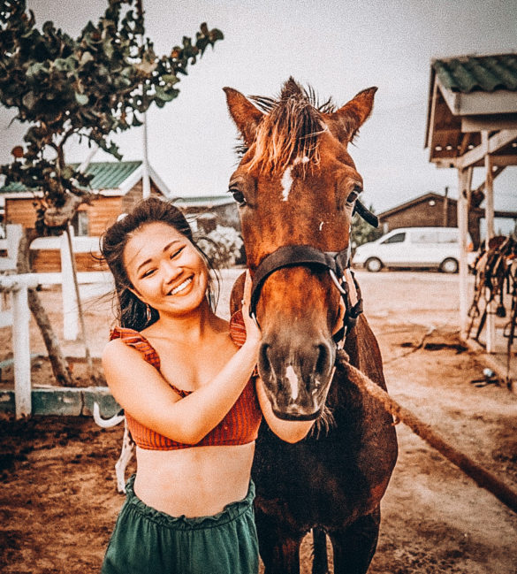 Mariann Yip Aruba Horsebackriding