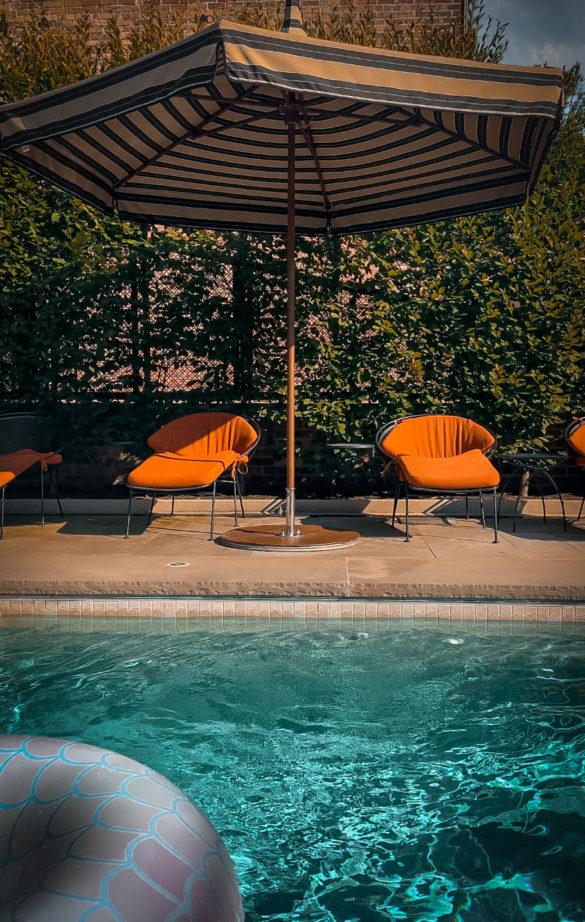 maker hotel pool