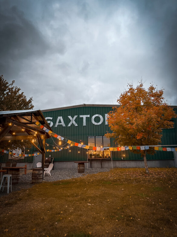 saxtons exterior